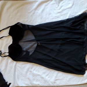 Gilligan & O'Malley sheer black Babydoll w/Velvet sparkly cups, S: Large EUC